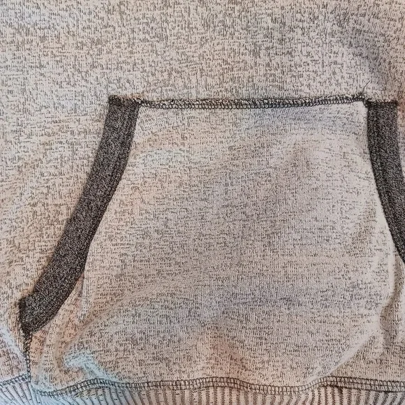 Free Planet Men's Hoodie Size M L/S 1/4 Button White/Gray Textured Front Pocket‎ - Picture 8 of 9